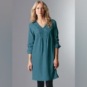 J Jill Silk Blend Pintuck Smocked V-Neck Tunic Dress P2P 19.5 in.